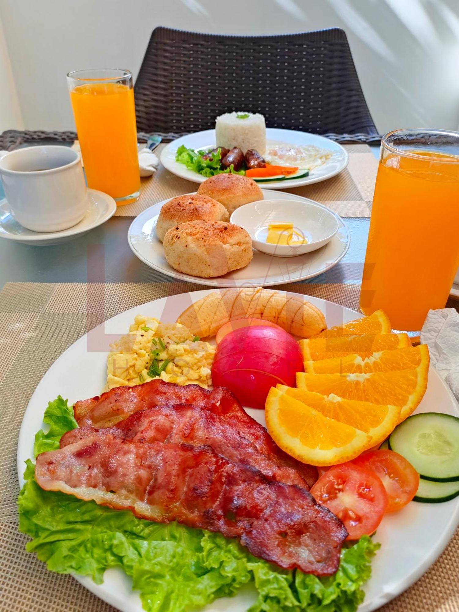 Lavie Hotel Виган Экстерьер фото