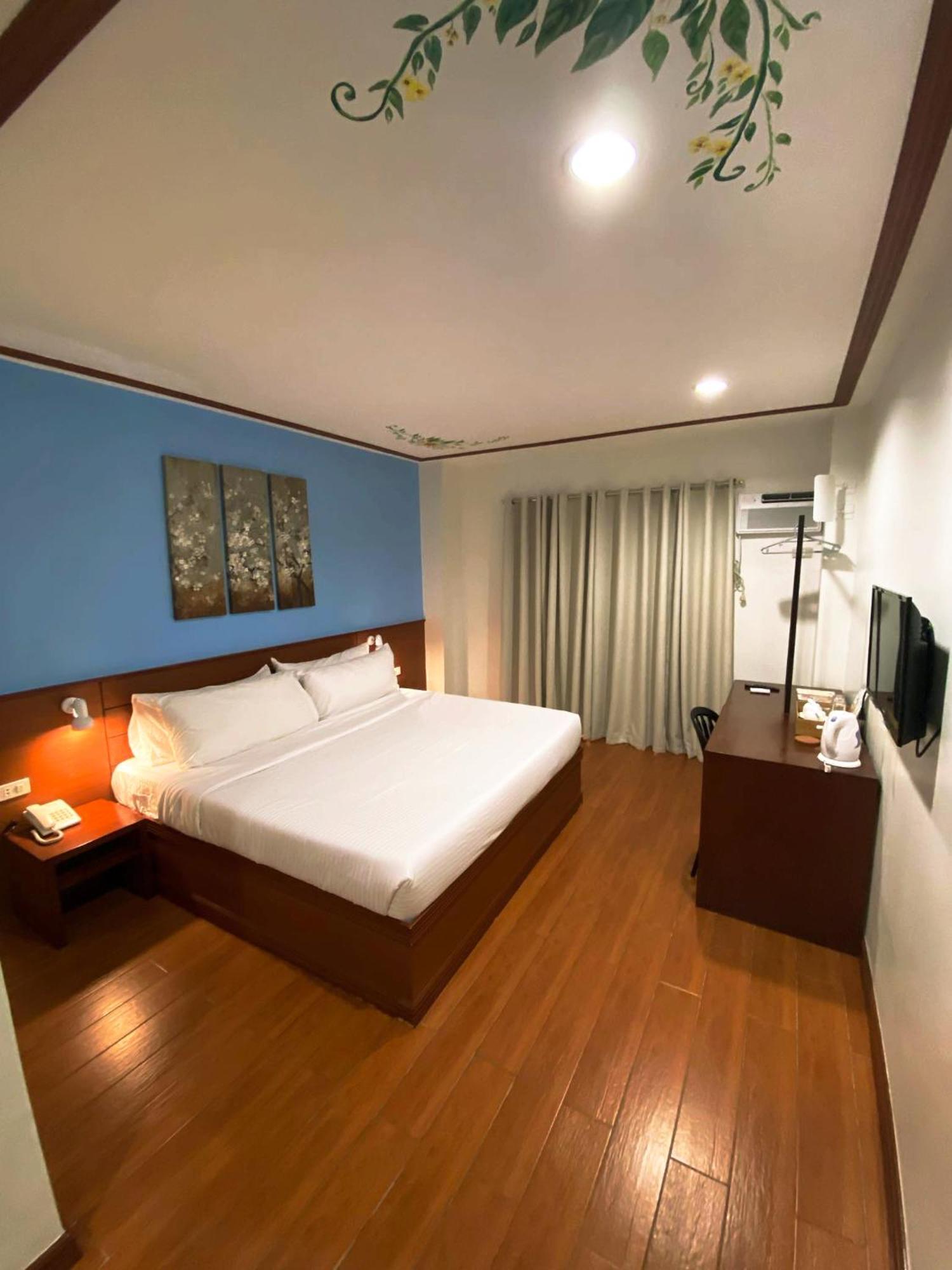 Lavie Hotel Виган Экстерьер фото
